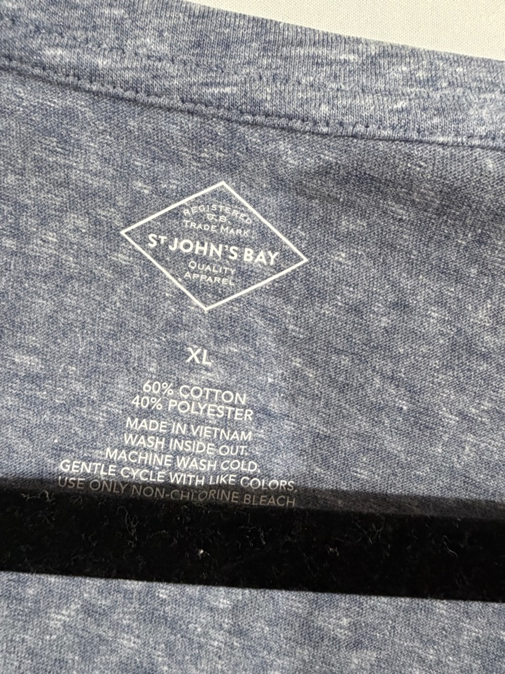St. John's Bay Gray Short-Sleeve Tee with Pink-Red Lobster Print - Picture 3 of 4